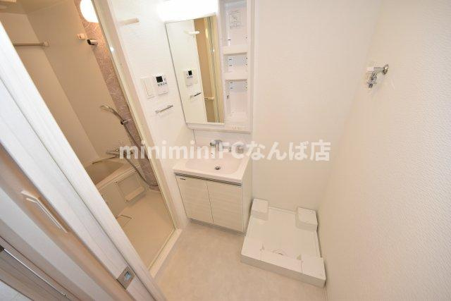 S-RESIDENCE難波大国町Unoの洗面所