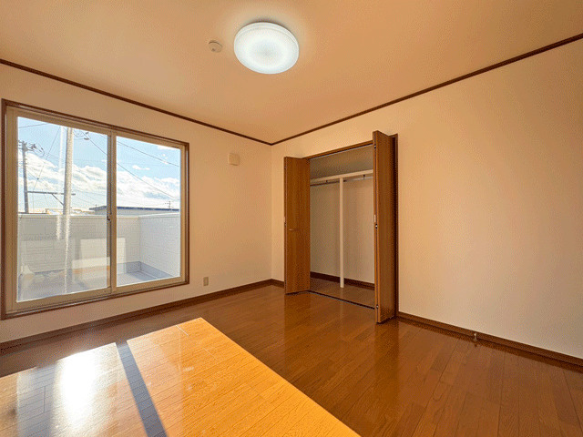 仙台市若林区上飯田2丁目の洋室