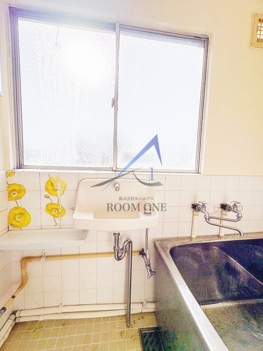 コンフォート竜泉クボタの洗面所|洗面台です。