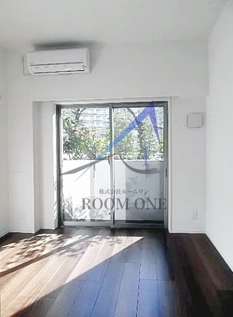 ライジングプレイス綾瀬