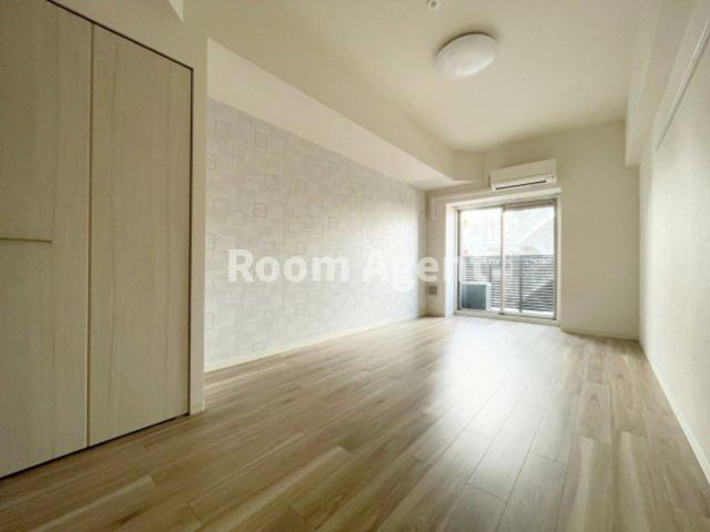 プレサンス吹上駅前エテルノの居間・リビング|※類似写真です