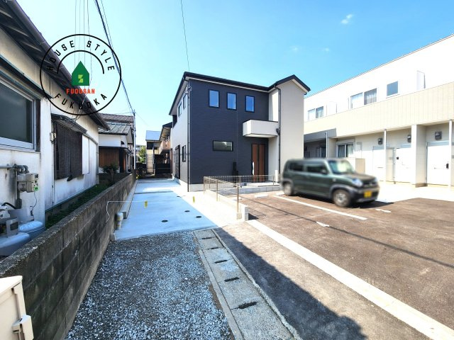 大野城市山田2丁目第1-2棟（1号棟）の前面道路含む現地写真|見学の時間などお気軽にお問い合わせ下さい。