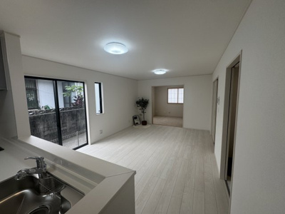 【居間・リビング】 | 与那原町与那原（全9棟）F号棟 | F号棟　LDK17.25帖♪