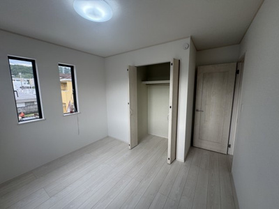 【洋室】 | 与那原町与那原（全9棟）F号棟 | F号棟　洋室5.75帖＋CL付き♪