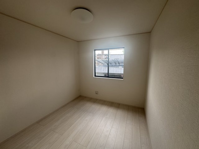 【洋室】 | 与那原町与那原（全9棟）F号棟 | F号棟　洋室5.25帖＋CL付き♪