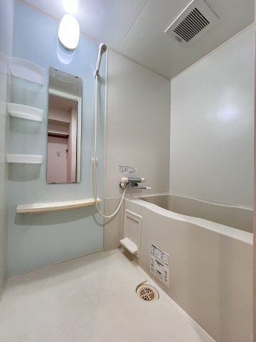 VILLA LUCE（ヴィラルーチェ）の浴室