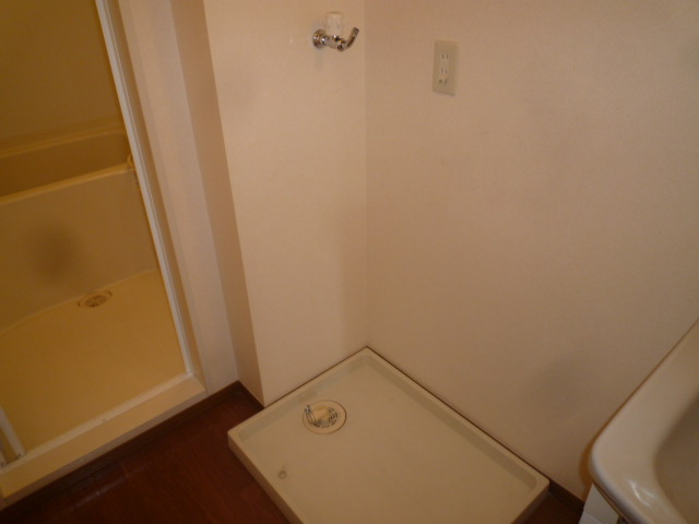 ハッピーライフ北畝Ａのその他|洗濯機置き場