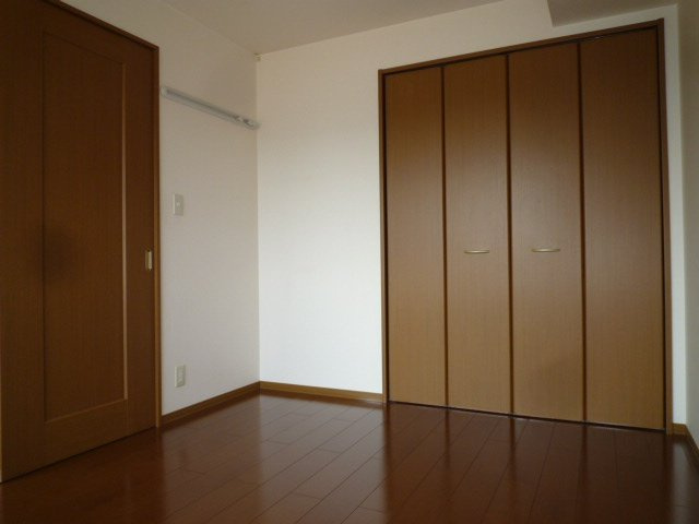 ハッピーライフ北畝Ａの洋室