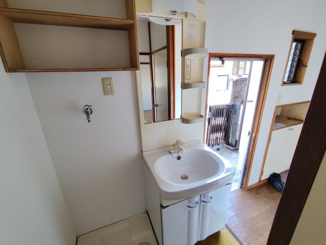 長谷川荘の洗面所