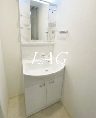 【洗面所】 | ＲＥＬＵＸＩＡ品川東大井 | 独立洗面台です。