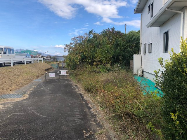 高崎市足門町の前面道路含む現地写真