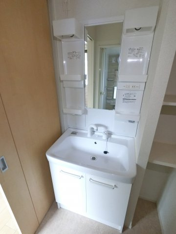 【独立洗面台】