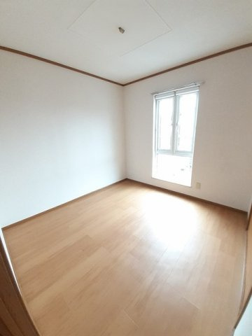 クレストール・マサのその他