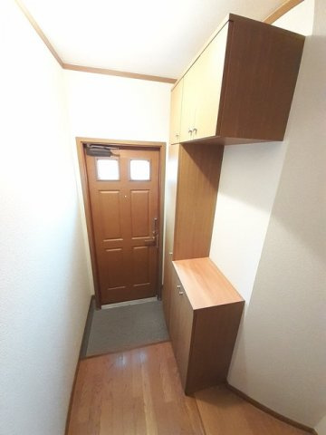 クレストール・マサの玄関