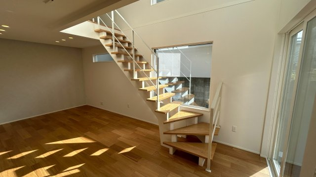 久留米市日ノ出町2号地の内装