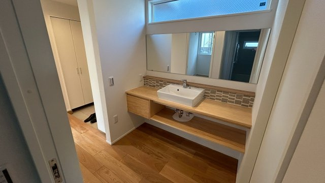 久留米市日ノ出町2号地の洗面所