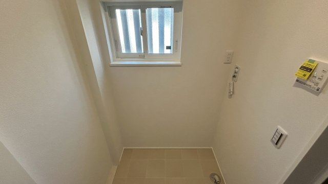 久留米市日ノ出町2号地のランドリースペース