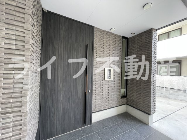 エアルレジデンスⅡのエントランス|毎日通るエントランスはこのようになっています
