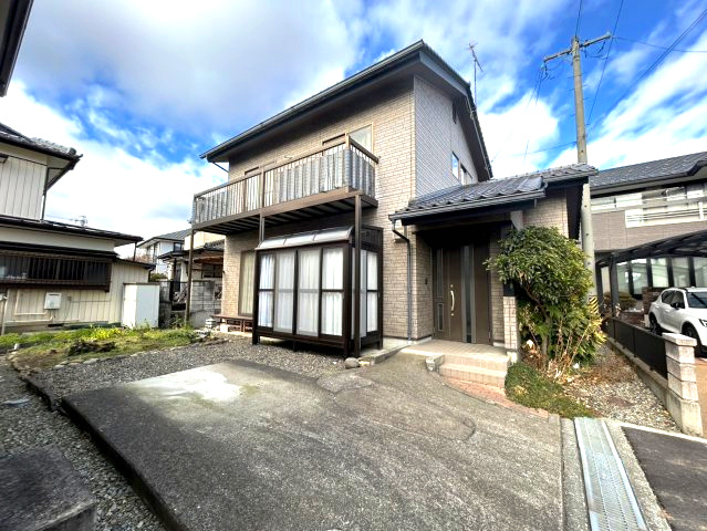 中古戸建　長野市稲里町中氷鉋の外観