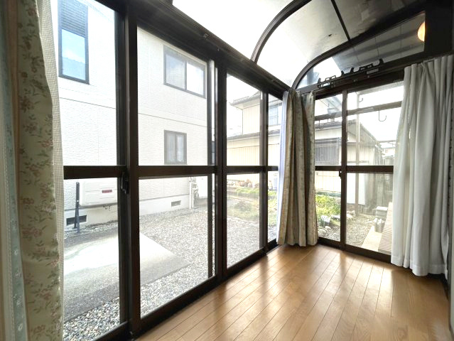 中古戸建　長野市稲里町中氷鉋のその他|サンルーム