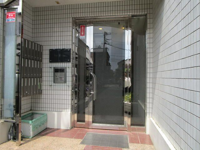 【エントランス】