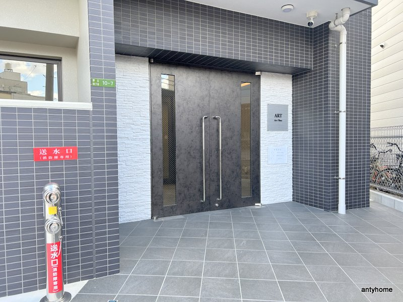 Alivis都島通　仲介手数料無料のエントランス