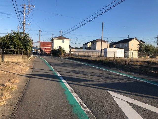 伊勢崎市福島町の前面道路含む現地写真
