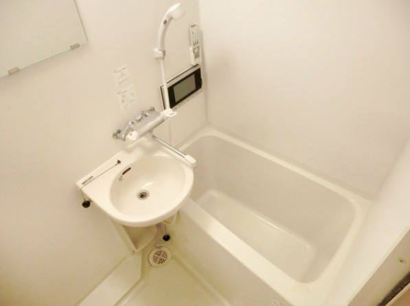 杉並区高円寺南２丁目のアパートの浴室