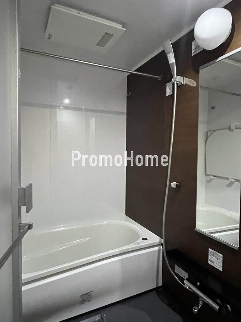 グレイスコート岩本町の浴室