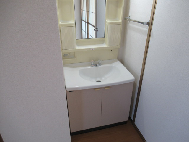 リーブルAの洗面所