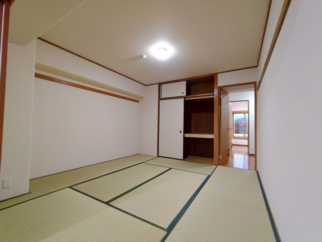 ネオコーポ茨木の和室