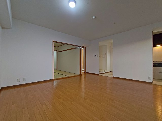 ネオコーポ茨木の居間・リビング