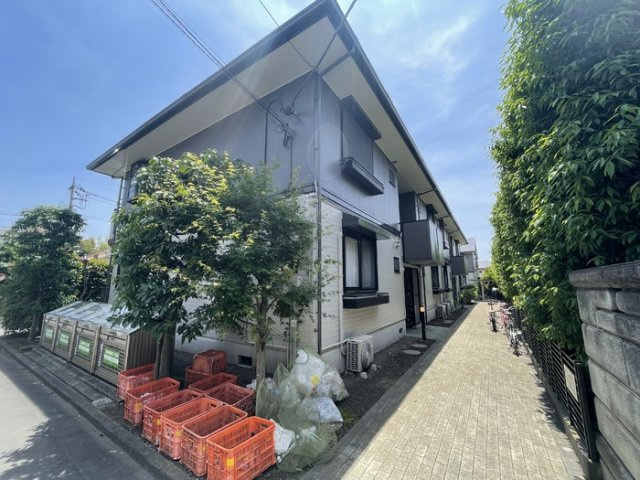 アヴァンティコートAのエントランス