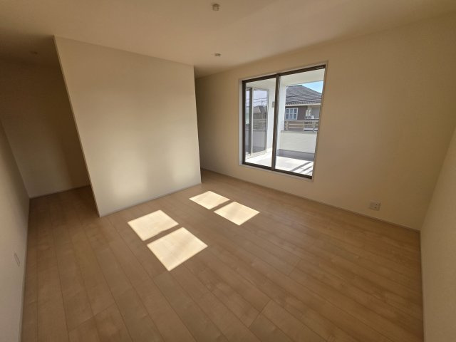 リーブルガーデン．S　熊谷万平町第３　の洋室|４号棟現地２F洋室（2026年02月20日）撮影