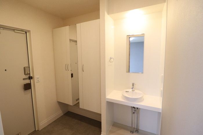 BLATT　HUSの玄関