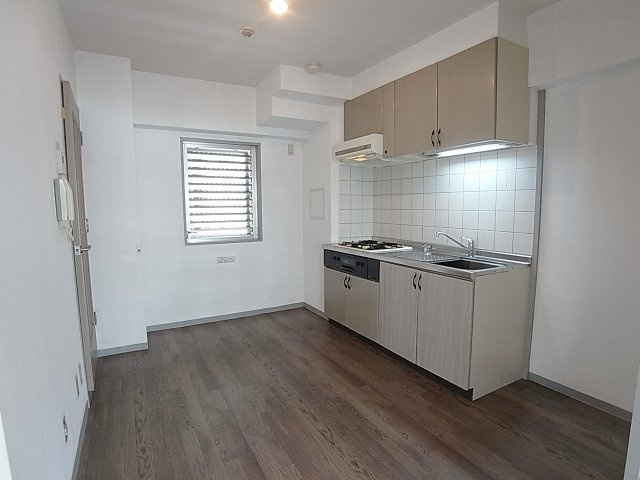 ラルゴTNの居間・リビング|綺麗なダイニングスペース