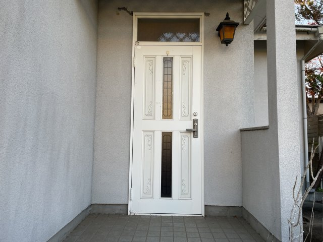 山武市日向台29-17の玄関