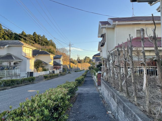山武市日向台29-17の前面道路含む現地写真