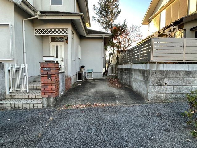 山武市日向台29-17の駐車場