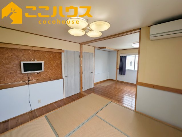浦添市勢理客2丁目　中古一戸建ての内装|寝室