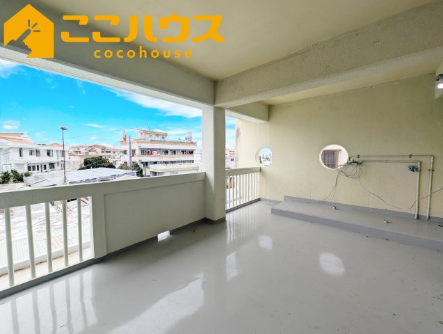 浦添市勢理客2丁目　中古一戸建てのバルコニー|バルコニー