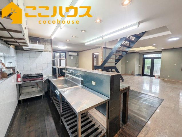 浦添市勢理客2丁目　中古一戸建てのキッチン|カウンターキッチン