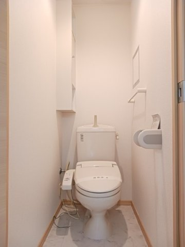 エレガンテ・フィオーレ　Ａのトイレ