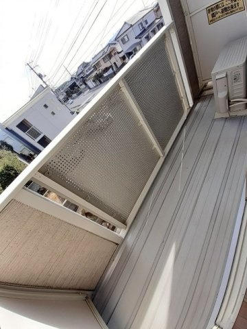 エレガンテ・フィオーレ　Ａのバルコニー