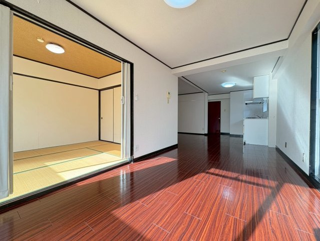 岐阜市菅生３丁目　リバーサイドハウスの居間・リビング|こちらは例として205号室の画像になります。