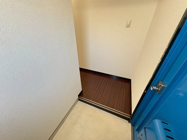 岐阜市菅生３丁目　リバーサイドハウスの玄関|こちらは例として205号室の画像になります。
