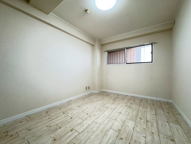 岐阜市菅生３丁目　リバーサイドハウスの洋室|こちらは例として503号室の画像になります。