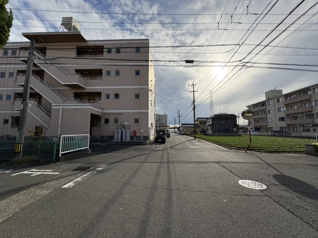 岐阜市菅生３丁目　リバーサイドハウスの周辺|建物西側の道路になります。