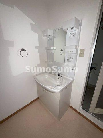 アーバンヴィレッジ学園南の洗面所|明るい洗面所です