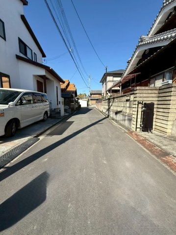 胡麻生　戸建の前面道路含む現地写真